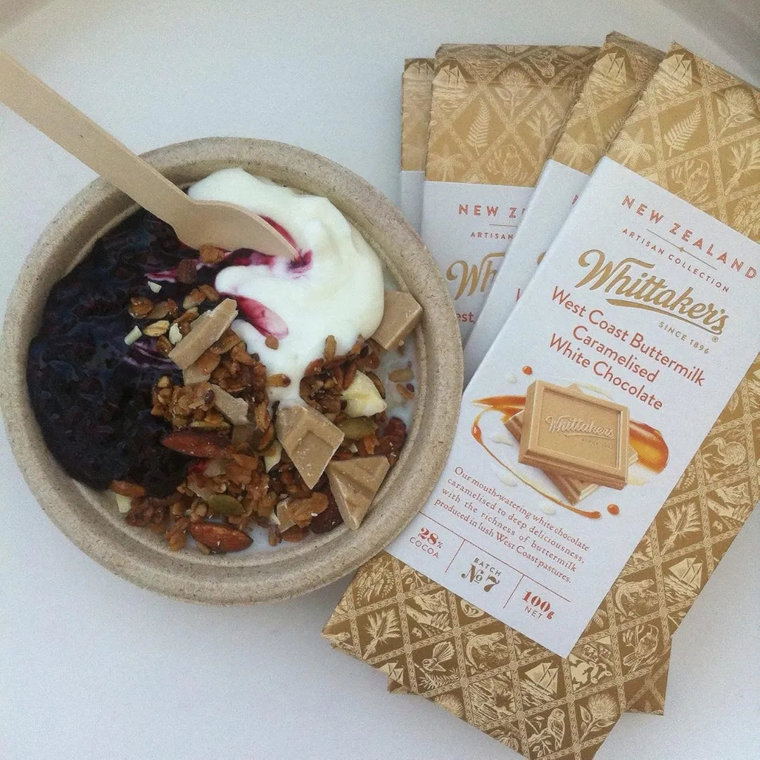 WHITTAKERS ARTISAN BUTTERMILK IN WHITE CHOCOLATE